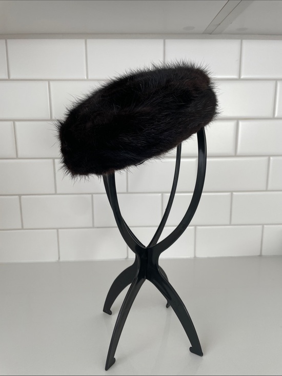 Cecile Original Accessories - Vintage Cecile Original ‘40s ‘50’s Genuine Fur Pillbox Hat